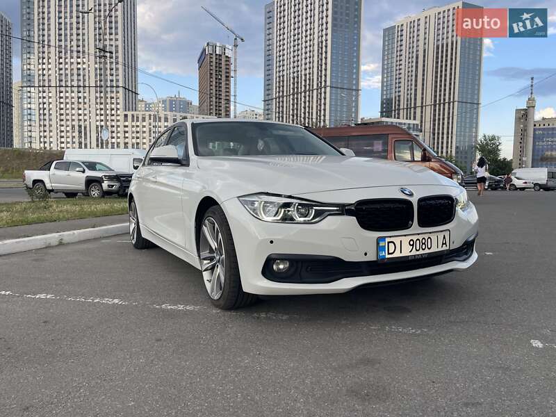 Седан BMW 3 Series 2012 в Києві