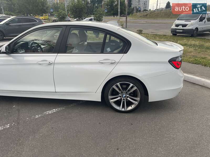 Седан BMW 3 Series 2012 в Києві
