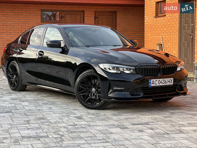 Седан BMW 3 Series 2019 в Луцке