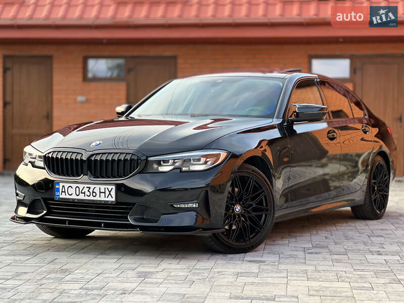 Седан BMW 3 Series 2019 в Луцке