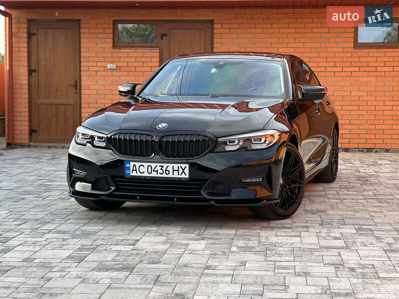 Седан BMW 3 Series 2019 в Луцке