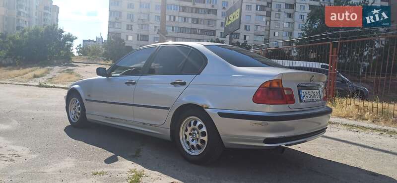 Седан BMW 3 Series 1999 в Киеве