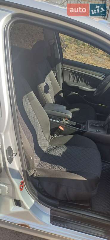 Седан BMW 3 Series 1999 в Киеве