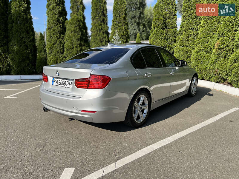 Седан BMW 3 Series 2013 в Києві фото 8 Седан BMW 3 Series 2013 в Києві