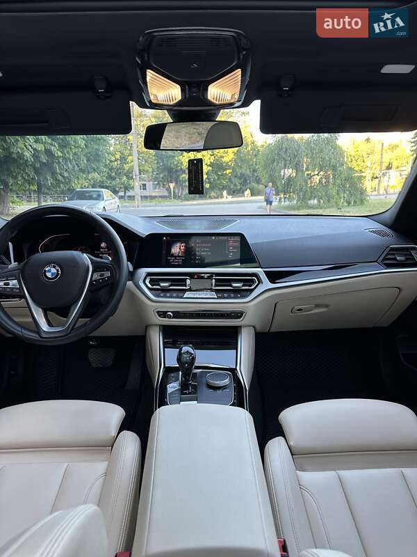 Седан BMW 3 Series 2019 в Тернополі фото 25 Седан BMW 3 Series 2019 в Тернополі