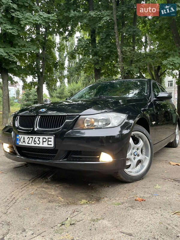 Седан BMW 3 Series 2006 в Киеве