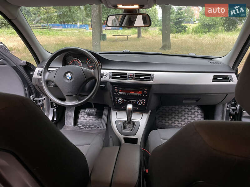 Седан BMW 3 Series 2006 в Киеве
