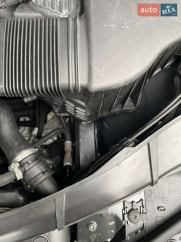 Седан BMW 3 Series 2006 в Киеве