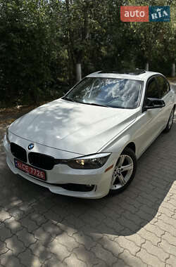 Седан BMW 3 Series 2013 в Долині