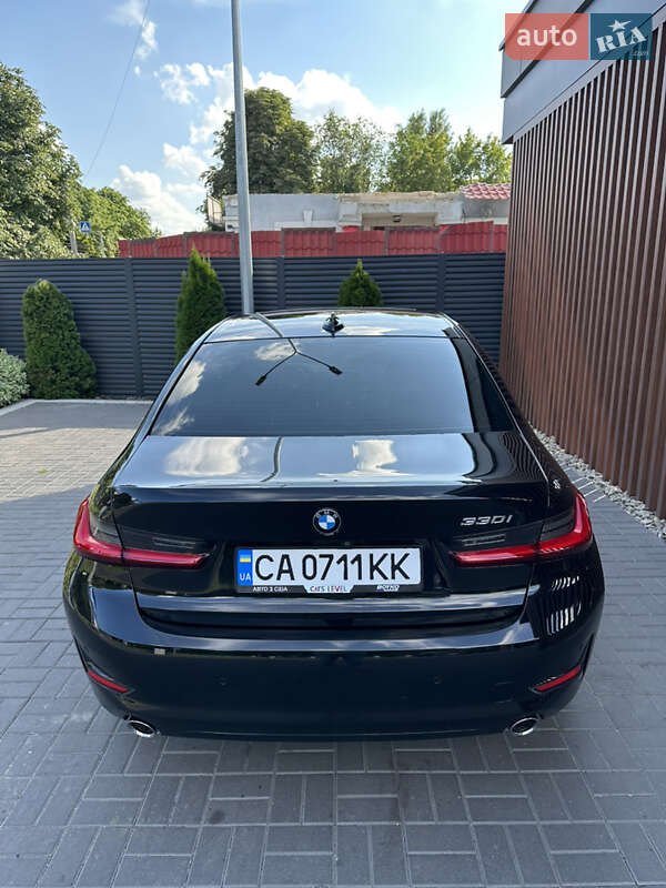 Седан BMW 3 Series 2019 в Черкасах