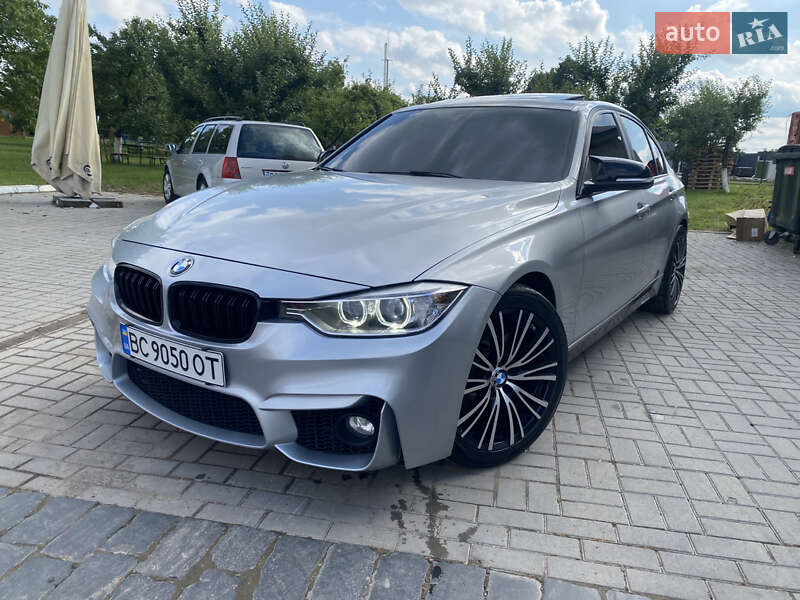 Седан BMW 3 Series 2013 в Львове