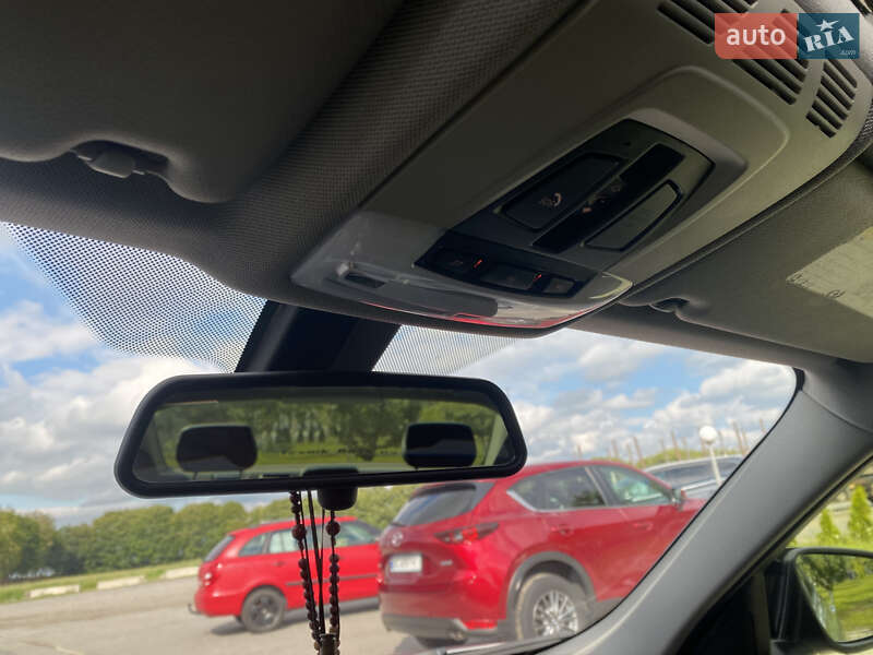 Седан BMW 3 Series 2013 в Львове