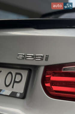 Седан BMW 3 Series 2014 в Днепре
