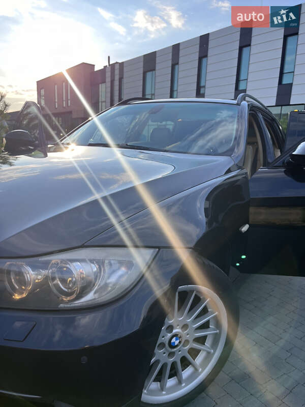 Универсал BMW 3 Series 2005 в Хмельницком