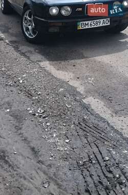 Седан BMW 3 Series 1986 в Недригайліву