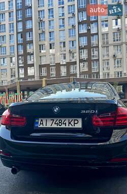 Седан BMW 3 Series 2015 в Крюківщині