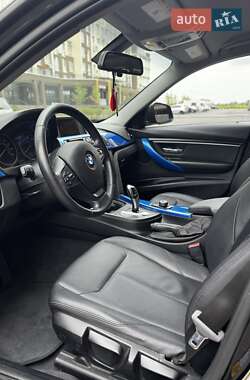 Седан BMW 3 Series 2015 в Крюківщині