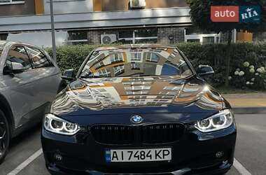 Седан BMW 3 Series 2015 в Крюківщині