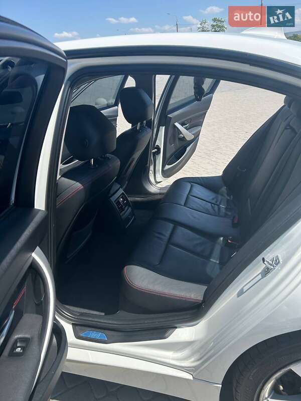 Седан BMW 3 Series 2012 в Запорожье