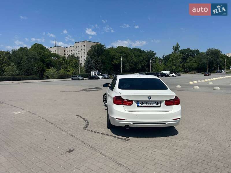 Седан BMW 3 Series 2012 в Запорожье