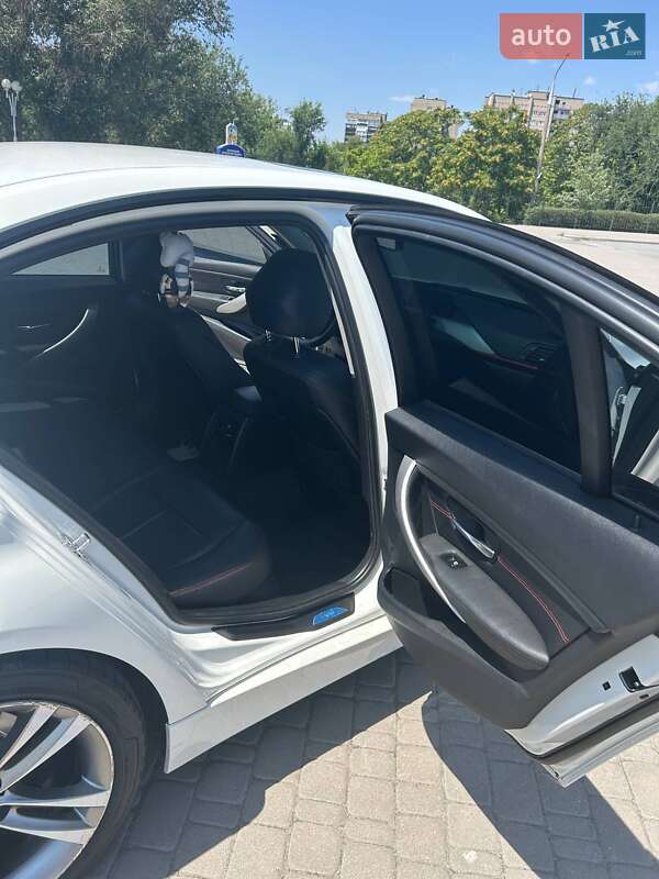 Седан BMW 3 Series 2012 в Запорожье