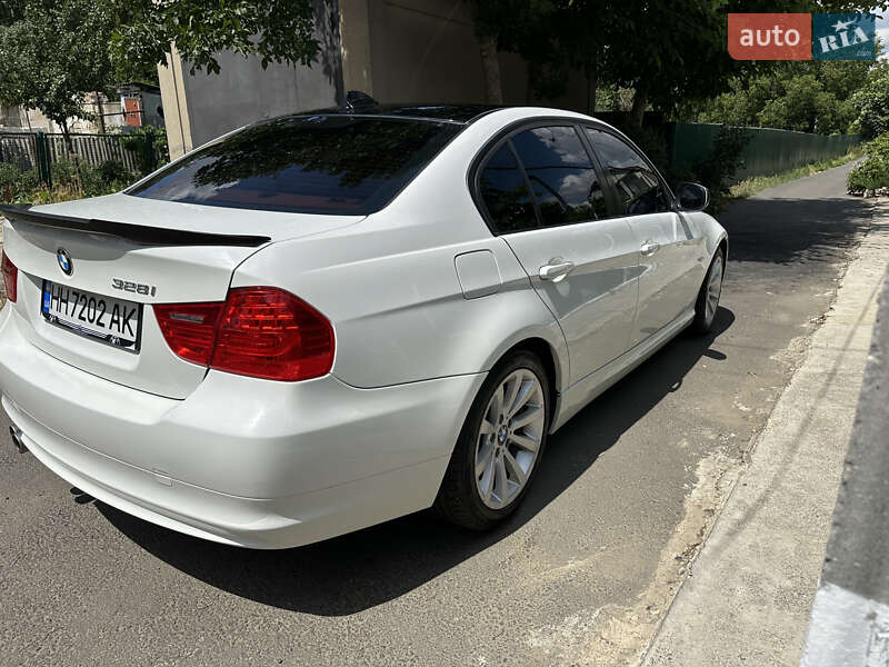 Седан BMW 3 Series 2010 в Подольске фото 9 Седан BMW 3 Series 2010 в Подольске