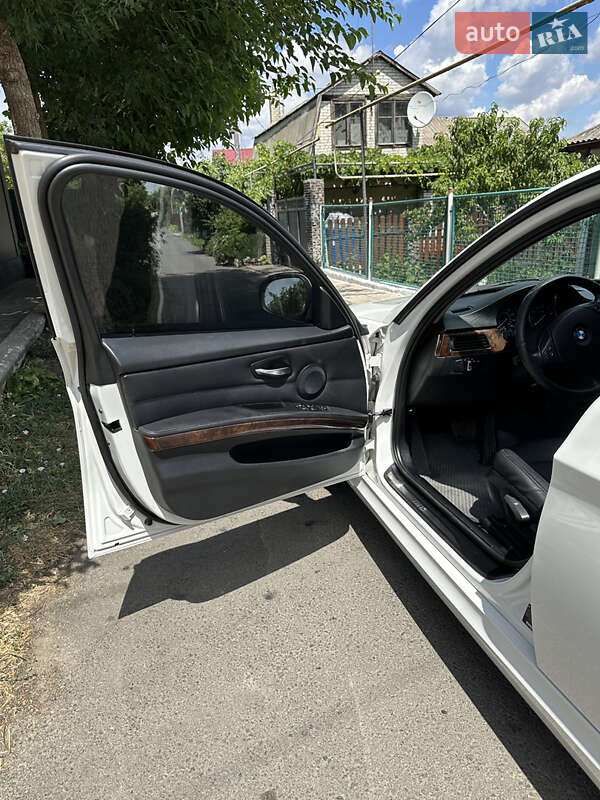 Седан BMW 3 Series 2010 в Подольске фото 18 Седан BMW 3 Series 2010 в Подольске