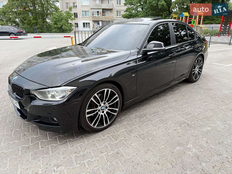 Седан BMW 3 Series 2015 в Киеве