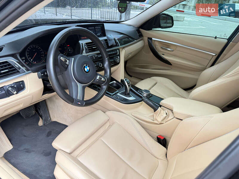 Седан BMW 3 Series 2015 в Киеве