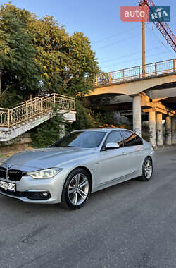 Седан BMW 3 Series 2016 в 