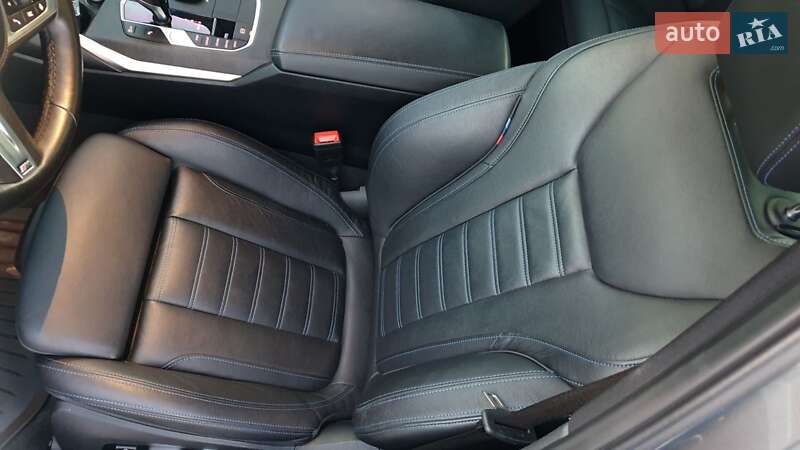 Седан BMW 3 Series 2021 в Днепре