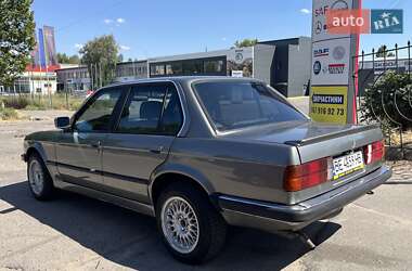 Седан BMW 3 Series 1985 в 