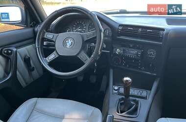 Седан BMW 3 Series 1985 в 