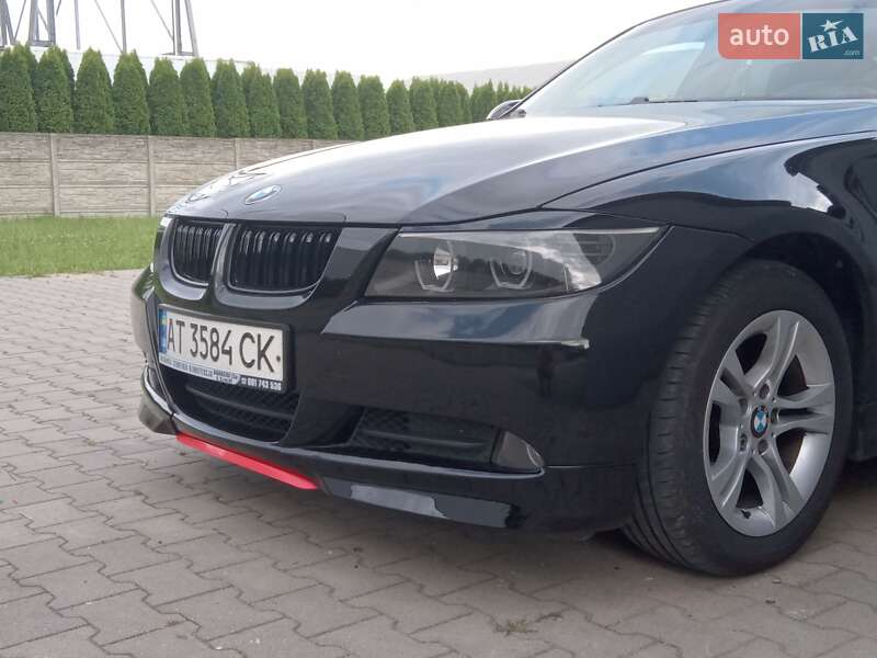 Седан BMW 3 Series 2005 в Івано-Франківську