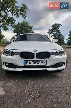 Седан BMW 3 Series 2015 в Олександрії