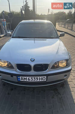 Седан BMW 3 Series 2003 в Киеве