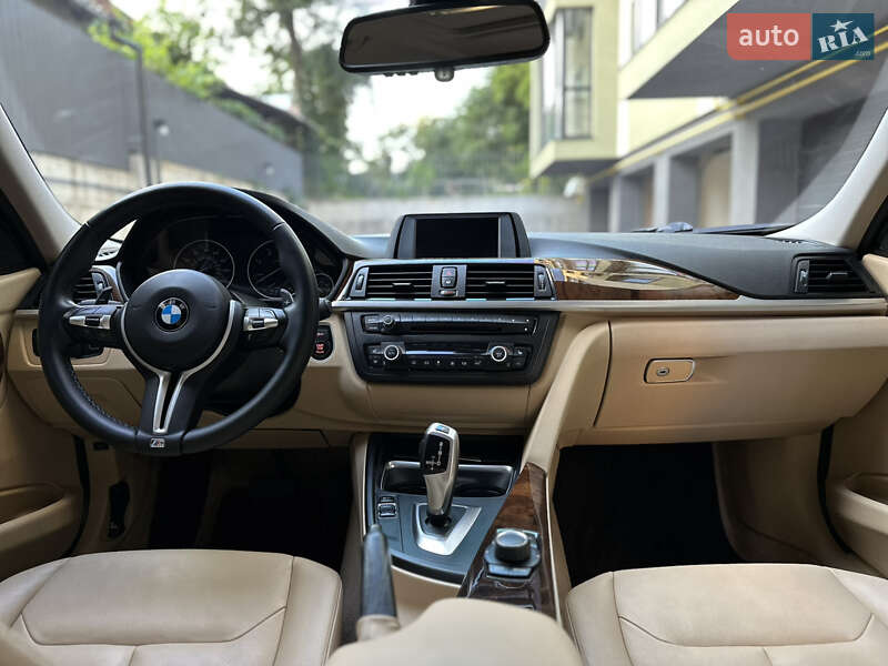 Седан BMW 3 Series 2015 в Вінниці