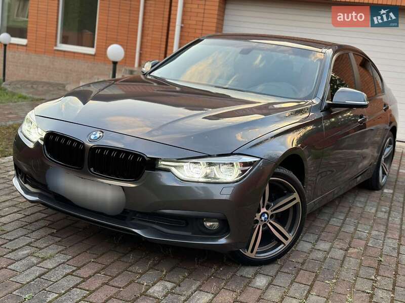 Седан BMW 3 Series 2018 в Виннице