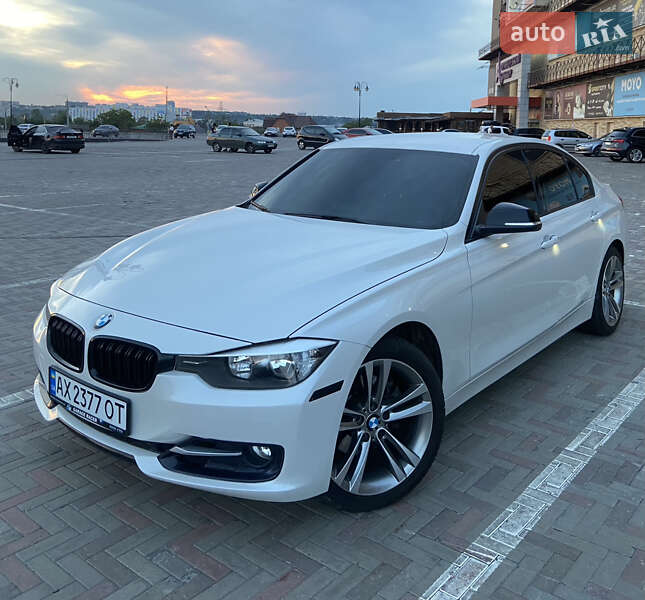 Седан BMW 3 Series 2013 в Харькове