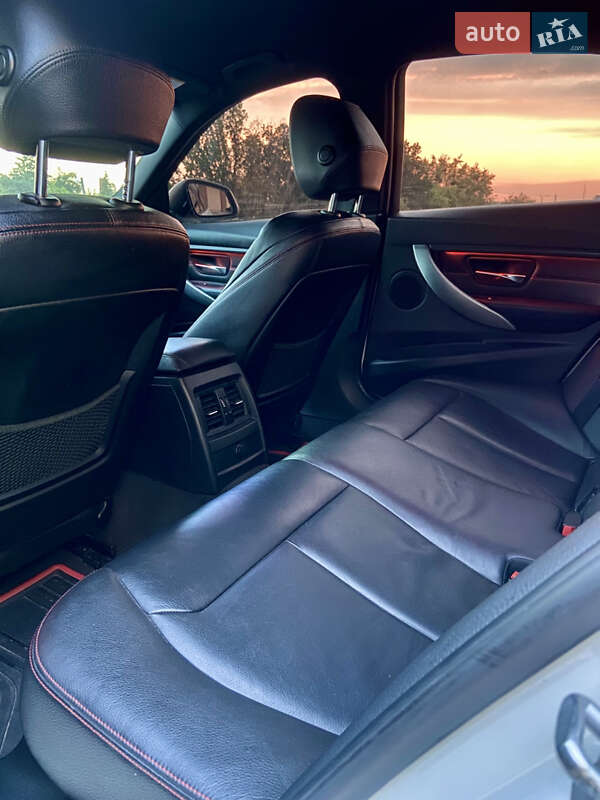 Седан BMW 3 Series 2013 в Харькове
