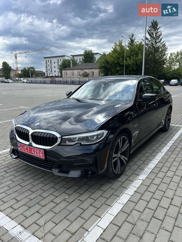 Седан BMW 3 Series 2021 в Тернополе