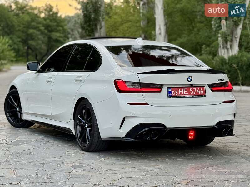Седан BMW 3 Series 2021 в Днепре