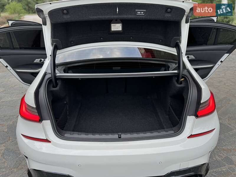 Седан BMW 3 Series 2021 в Днепре
