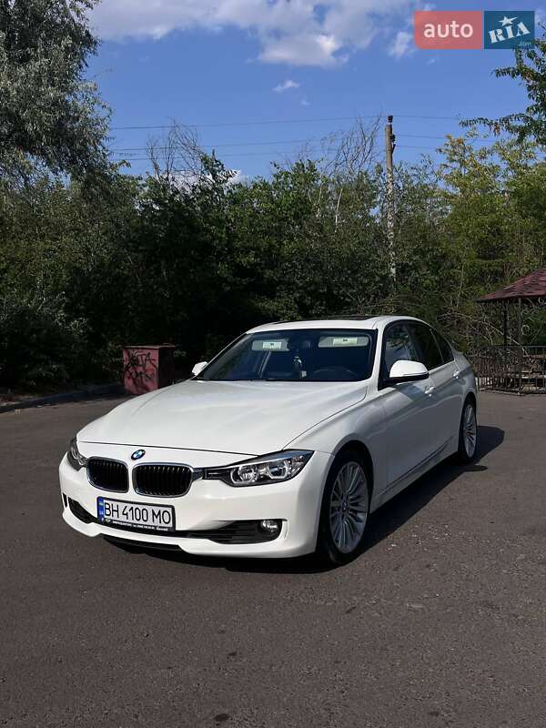Седан BMW 3 Series 2013 в Березовке