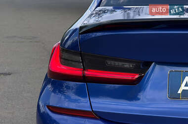 Седан BMW 3 Series 2019 в 