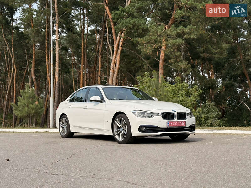 Седан BMW 3 Series 2017 в Киеве