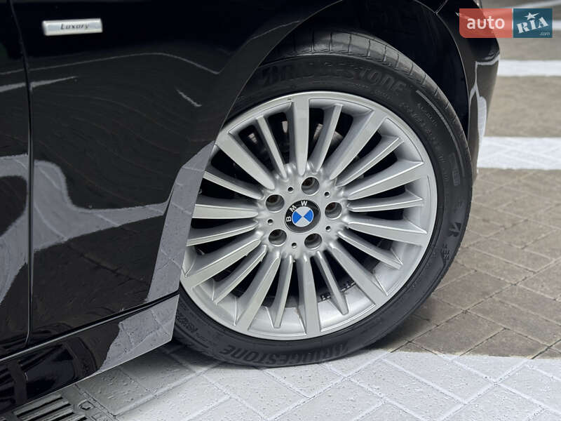 Седан BMW 3 Series 2013 в Киеве