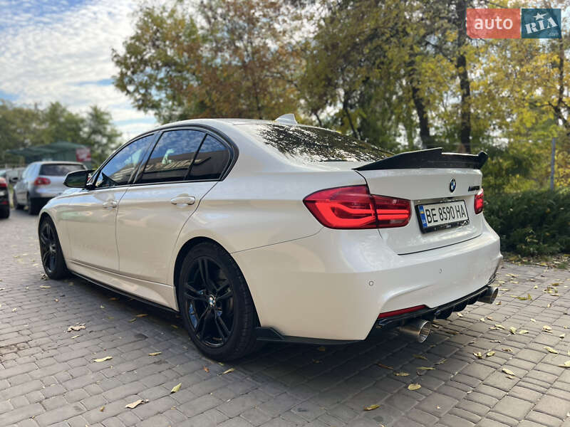 Седан BMW 3 Series 2018 в Первомайске