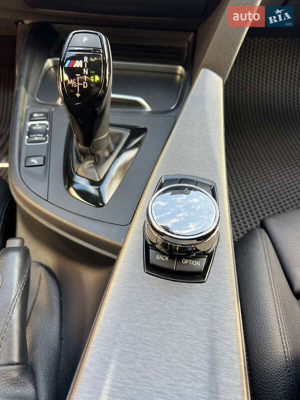 Седан BMW 3 Series 2018 в Первомайске