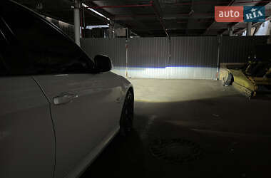 Седан BMW 3 Series 2011 в 